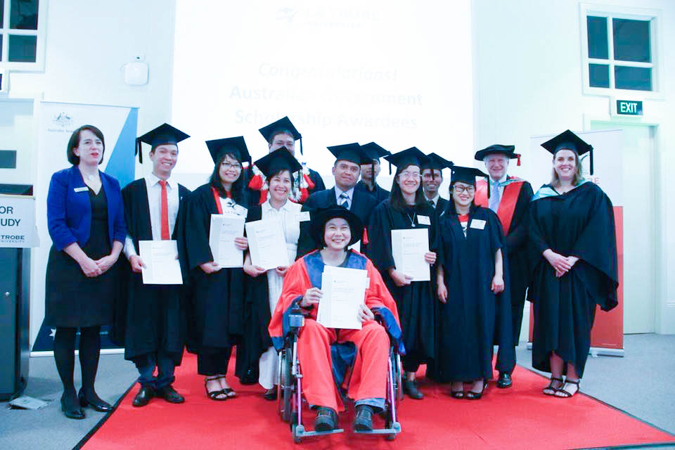 Dr Vo Thi Hoang Yen and other students at their graduation ceremony