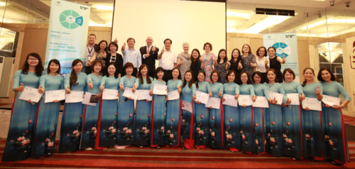 The 19 participants of the first Women in Leadership Journey at the Graduation Ceremony 